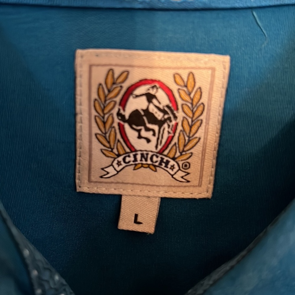 Cinch button up - Picture 2 of 3